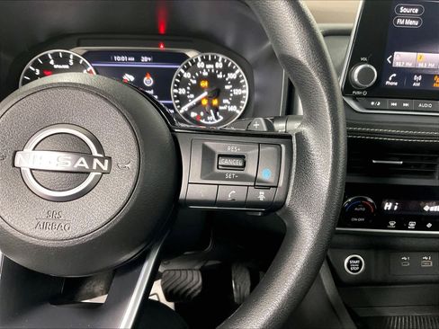 Certified 2023 Nissan Rogue SV image 23