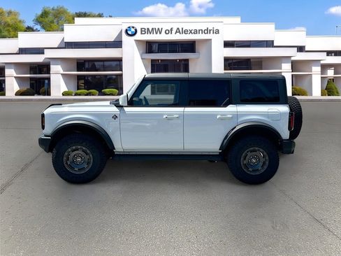 Used 2024 Ford Bronco Outer Banks AWD/4WD image 4