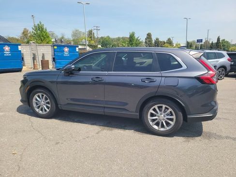 Used 2025 Honda CR-V EX image 4