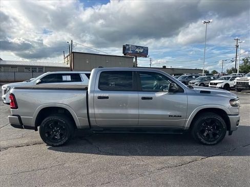 Used 2025 RAM 1500 Big Horn AWD/4WD image 13