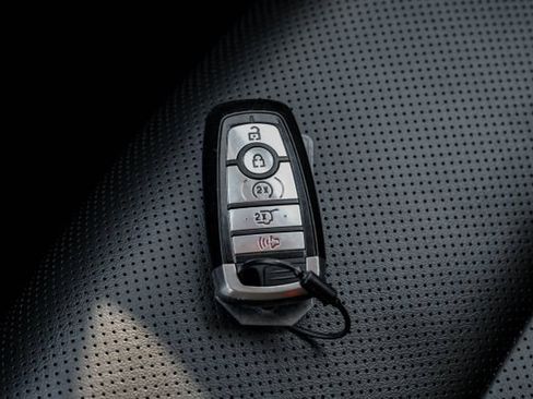 Used 2024 Ford Expedition Max XLT image 68