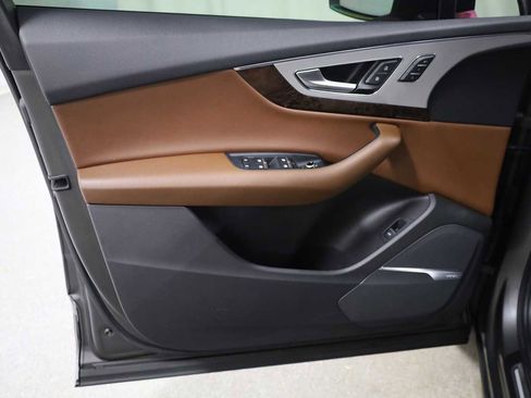 Used 2019 Audi Q7 2.0T Premium Plus w/ Premium Plus Package image 16