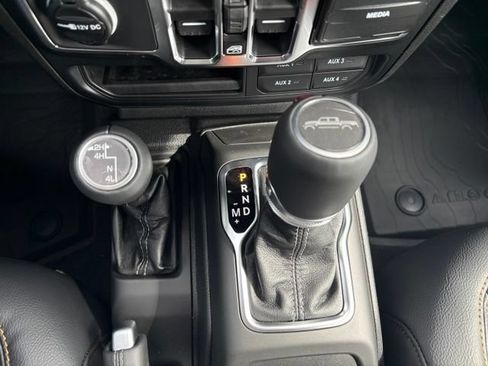 New 2026 Jeep Gladiator Sport AWD/4WD image 29