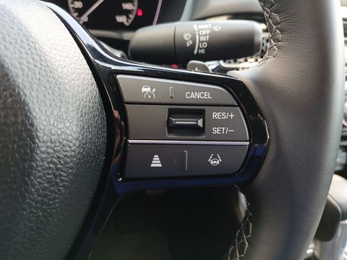 Used 2025 Honda Civic Sport image 12