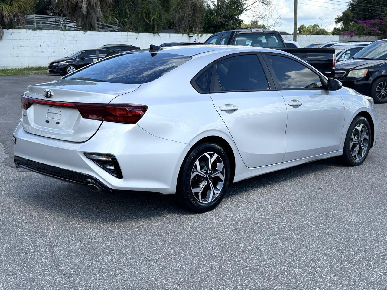Used 2020 Kia Forte LXS FWD image 21