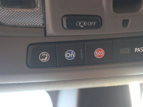 Used 2020 GMC Sierra 1500 SLT w/ SLT Premium Package image 37