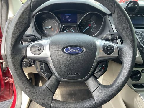 Used 2013 Ford Focus SE FWD image 14