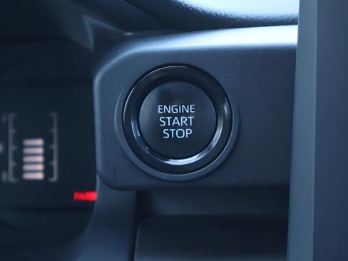 Used 2024 Toyota Tacoma SR5 AWD/4WD image 27