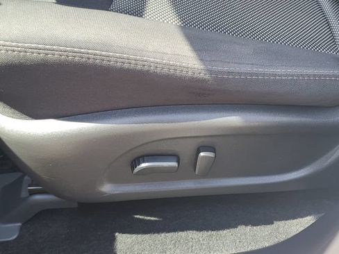 Used 2019 Nissan Pathfinder SV FWD image 24