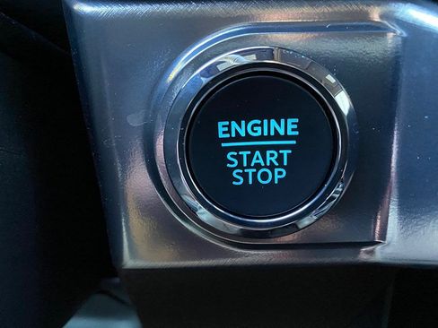 Certified 2025 Ford F150 King Ranch image 47