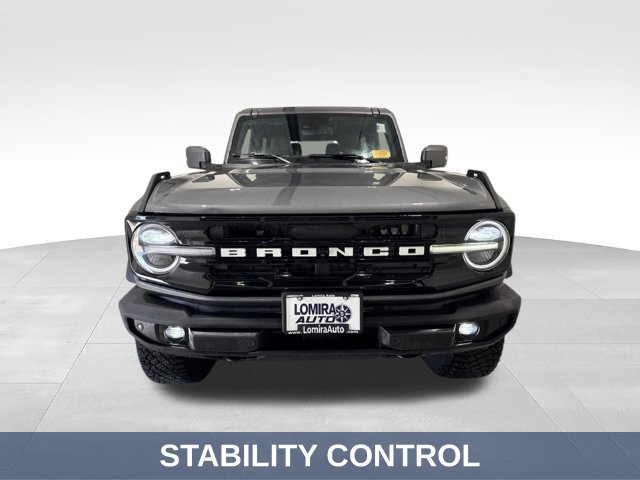 Used 2023 Ford Bronco Outer Banks w/ Sasquatch Package AWD/4WD image 3