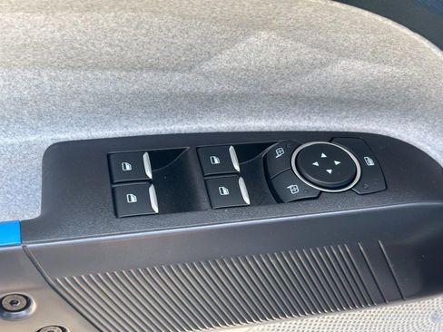 New 2026 Ford Maverick XLT w/ XLT Luxury Package FWD image 17