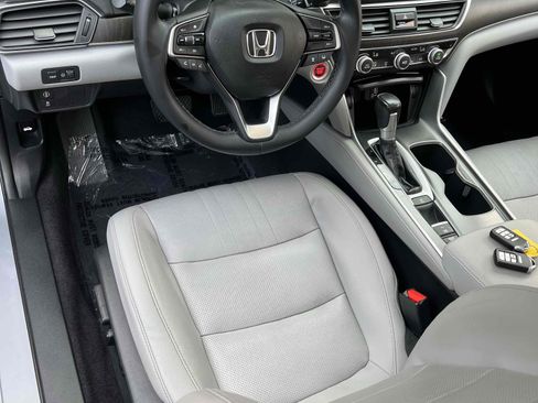 Used 2018 Honda Accord EX-L image 25