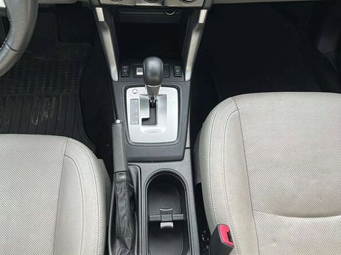 Used 2017 Subaru Forester 2.5i Limited w/ Popular Package #2 AWD/4WD image 15