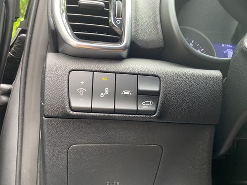 Used 2022 Kia Sportage EX AWD/4WD image 18