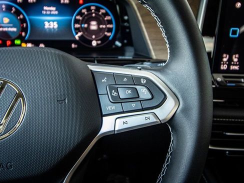 New 2026 Volkswagen Atlas SE image 35