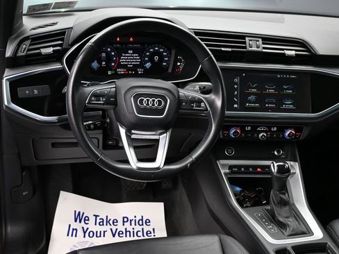 Used 2022 Audi Q3 2.0T Premium Plus w/ Premium Plus Package image 30