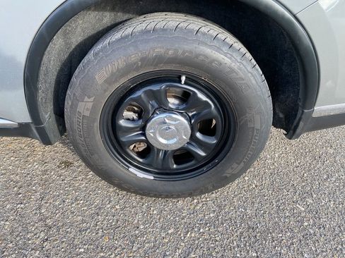 Used 2023 Dodge Durango AWD image 28