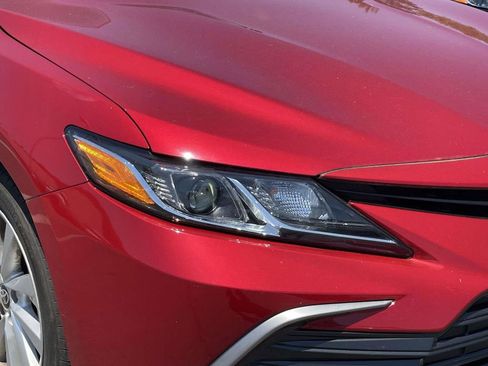 Used 2023 Toyota Camry LE FWD image 5