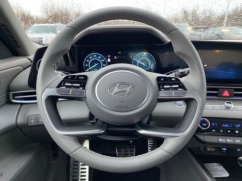 New 2026 Hyundai Elantra Sport FWD image 13