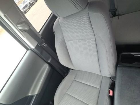 Used 2016 Toyota Tacoma SR5 w/ SR5 Appearance Package (SN) image 20