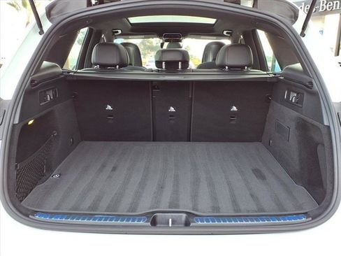 Used 2025 Mercedes-Benz GLC 43 AMG 4MATIC image 23