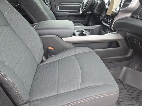 New 2026 RAM 2500 Lone Star AWD/4WD image 13