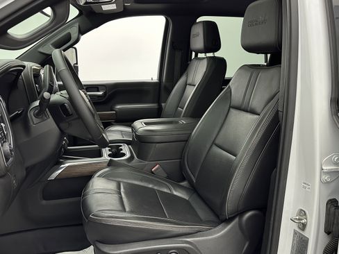 Used 2022 Chevrolet Silverado 3500 High Country image 42