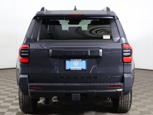 Used 2025 Toyota 4Runner TRD Off-Road image 12