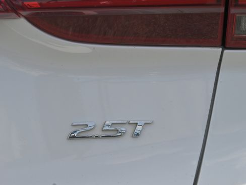 Used 2023 Hyundai Santa Fe Calligraphy FWD image 40