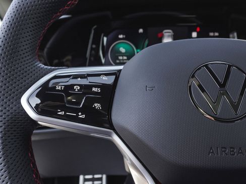 Used 2024 Volkswagen GTI Autobahn image 18