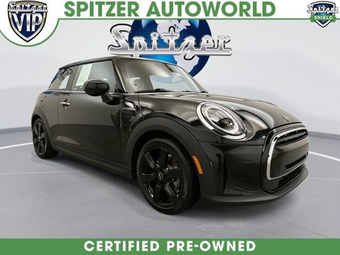 Used 2024 MINI Cooper 2-Door Hardtop FWD image 1
