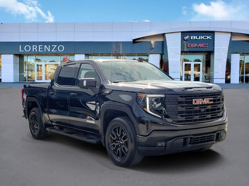 Used 2025 GMC Sierra 1500 Elevation w/ Elevation Premium Package AWD/4WD image 3