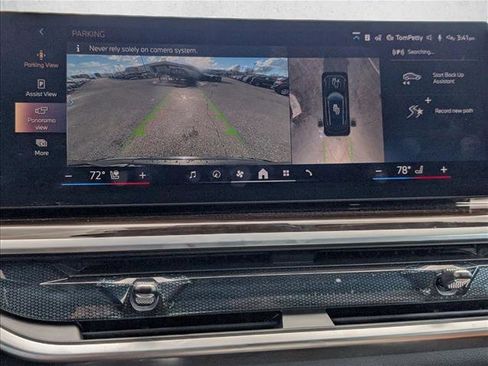 Used 2026 BMW X5 xDrive50e w/ Executive Package image 15