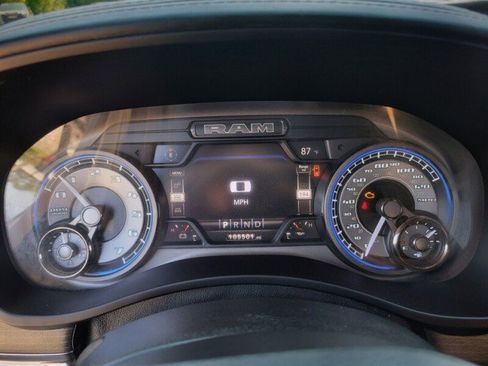Used 2022 RAM 2500 Limited AWD/4WD image 18