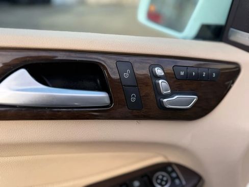 Used 2017 Mercedes-Benz GLE 350 4MATIC image 32