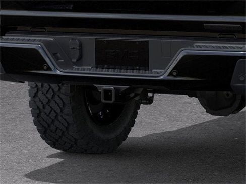 New 2026 GMC Canyon Elevation w/ Convenience Package image 14