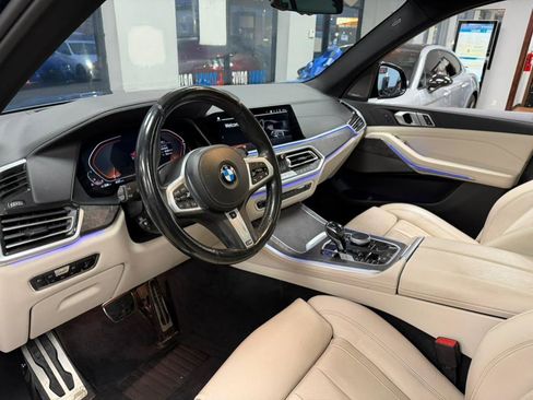 Used 2021 BMW X5 xDrive40i w/ M Sport Package image 39