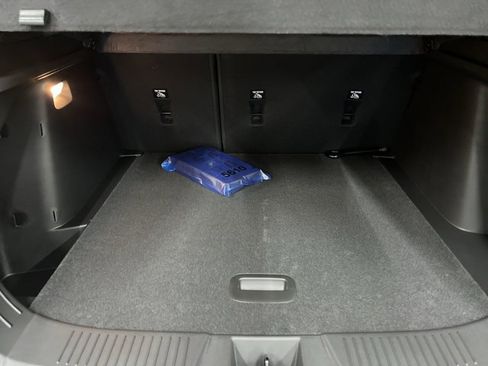 New 2026 Chevrolet Trax RS w/ Sunroof Package FWD image 26