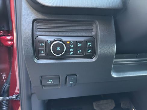 New 2026 Ford F350 Platinum w/ FX4 Off-Road Package image 23