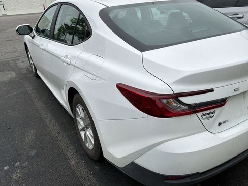 Used 2025 Toyota Camry LE FWD image 6