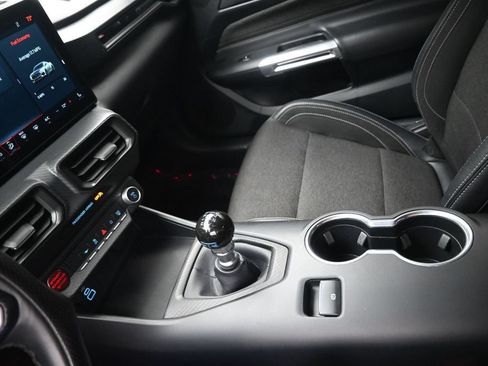 Used 2024 Ford Mustang GT RWD image 21