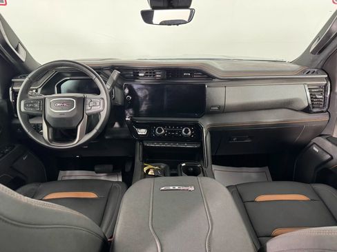 Used 2024 GMC Sierra 3500 AT4 w/ AT4 Premium Plus Package image 11