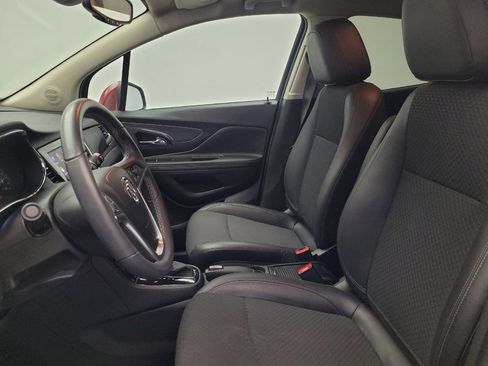 Used 2022 Buick Encore Preferred w/ Safety Package AWD/4WD image 17