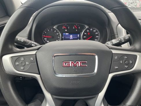 Certified 2022 GMC Terrain SLE w/ Driver Convenience Package image 14