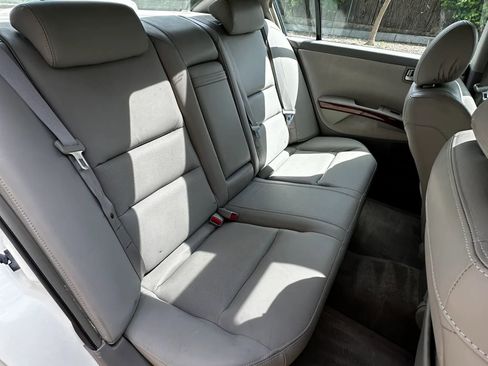 Used 2004 Nissan Maxima 3.5 SL w/ Driver Preferred Pkg image 21