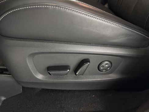 Used 2025 INFINITI QX60 Luxe FWD image 14