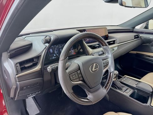 Used 2019 Lexus ES 350 Luxury image 9