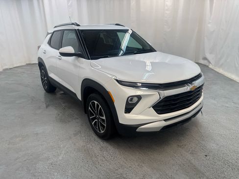 Certified 2025 Chevrolet TrailBlazer LT w/ Convenience Package image 7