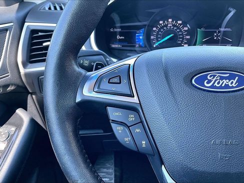Used 2020 Ford Edge SEL w/ Convenience Package AWD/4WD image 11